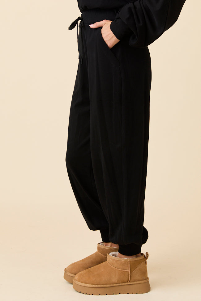 Sarah Black Jogger Emily Fauver X Pink Lily - Image 5