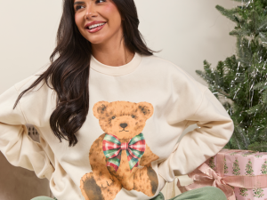 Christmas Vintage Teddy Bear Cream Graphic Sweatshirt