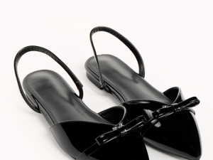 Garner Black Pointed Toe Flats